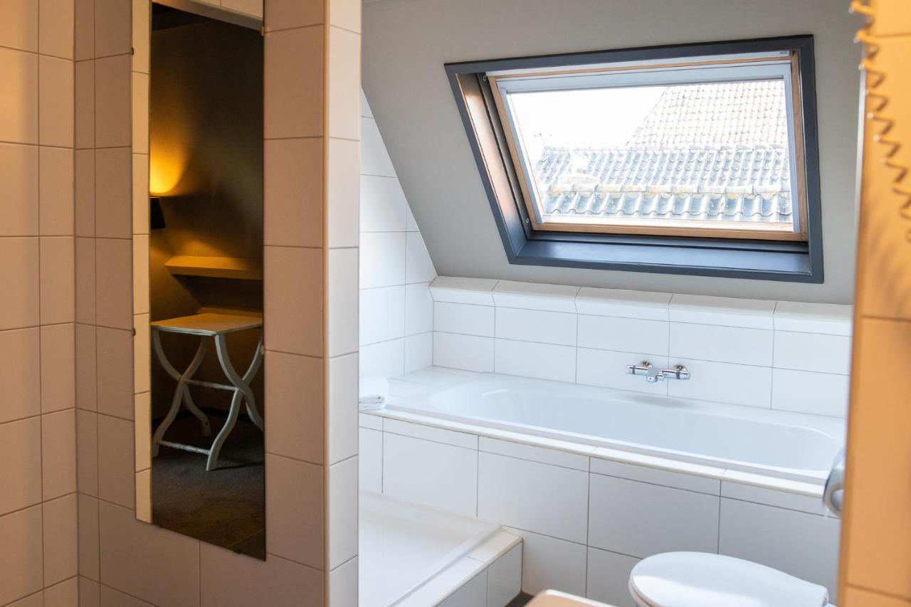 Yep! Slapen Bij De Sluis Acomodação com café da manhã Blokzijl Exterior foto