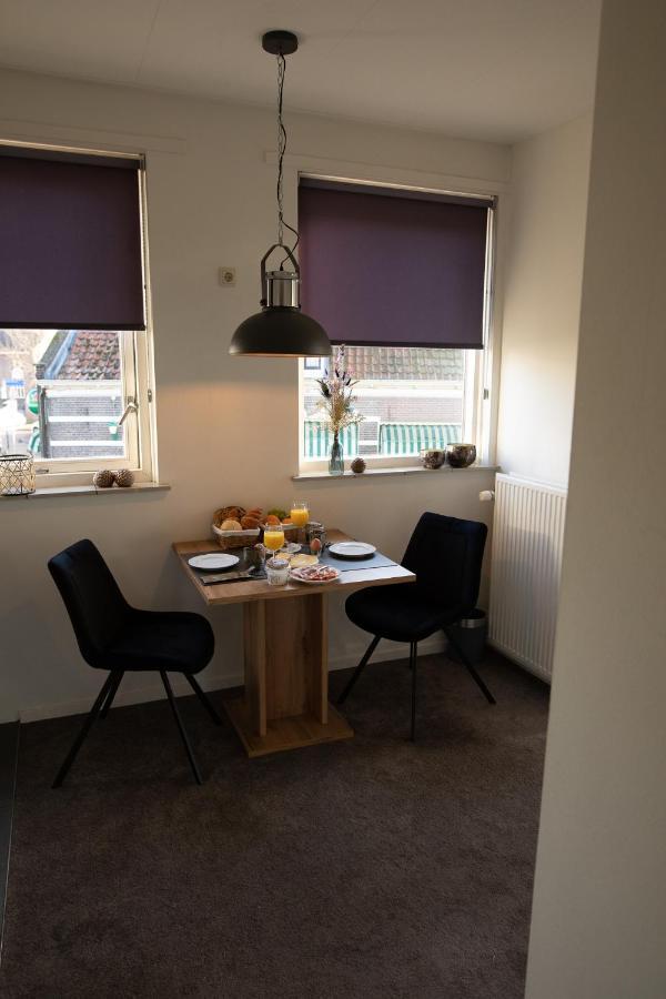 Yep! Slapen Bij De Sluis Acomodação com café da manhã Blokzijl Exterior foto