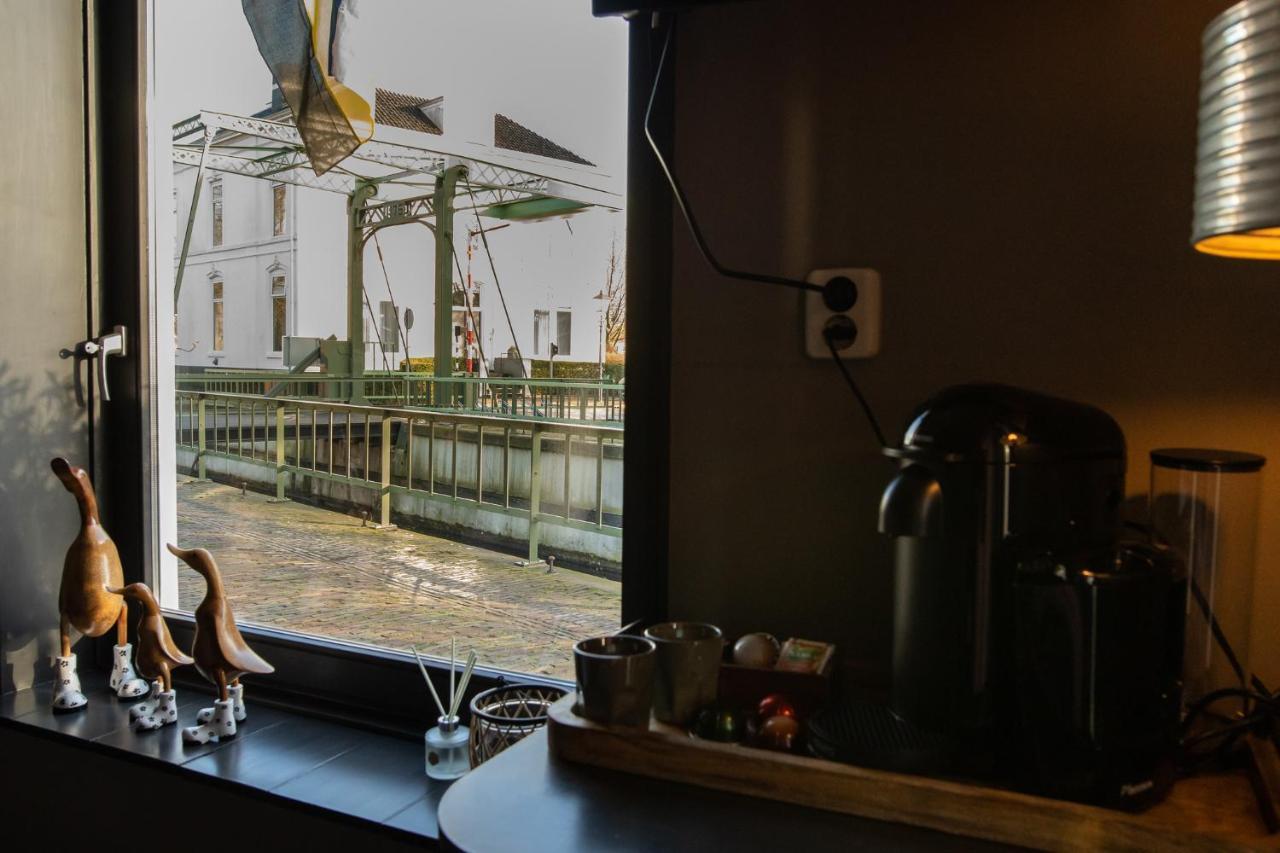 Yep! Slapen Bij De Sluis Acomodação com café da manhã Blokzijl Exterior foto